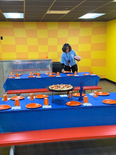 Sky Zone Trampoline Park — thumbnail 2