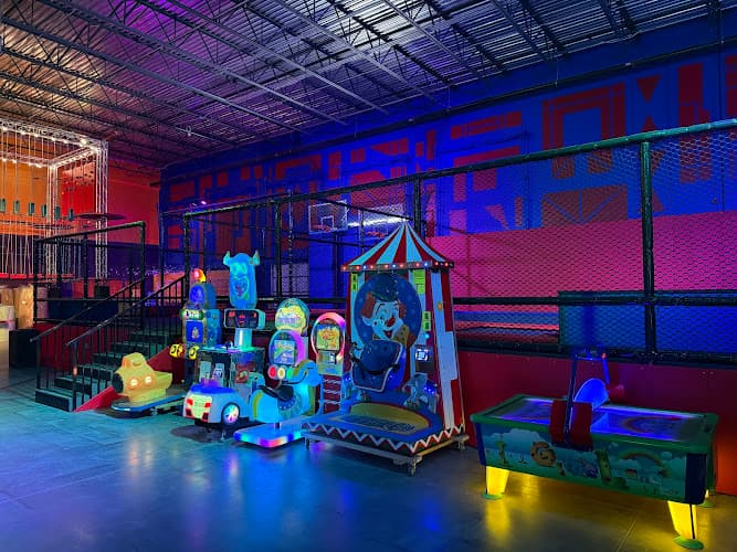 Planet Obstacle - Adventure park