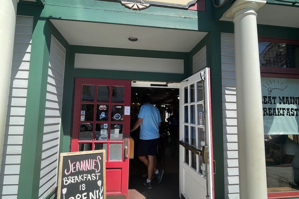 Jeannie's Great Maine Breakfast