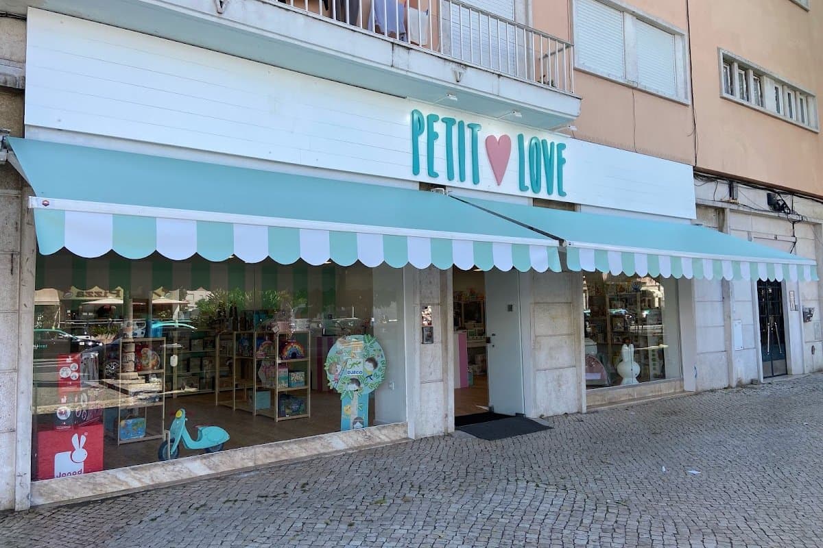 Petit Love Store