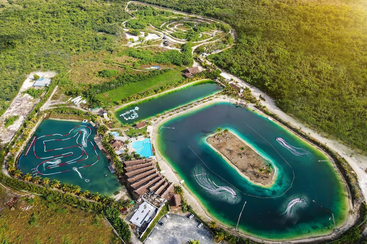Caribbean Lake Park