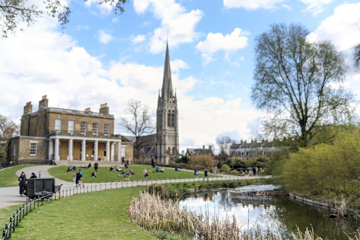 Clissold Park