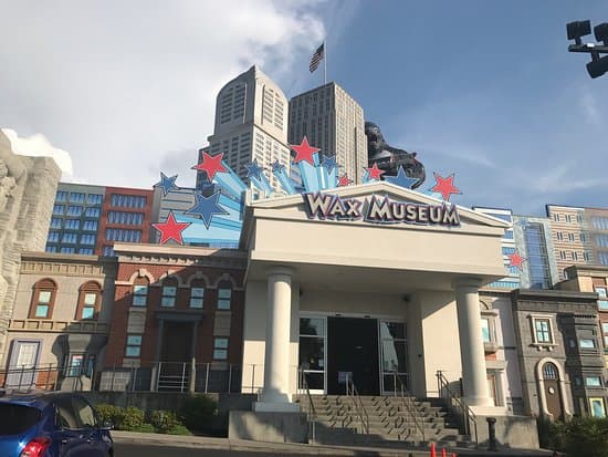 Hollywood Wax Museum — photo 1 of 2
