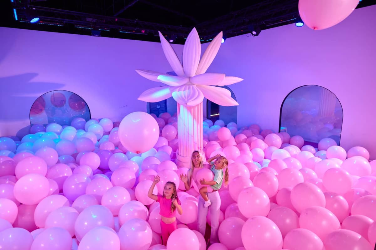 Bubble Planet: An Immersive Experience in Montreal, photo 1 of 1