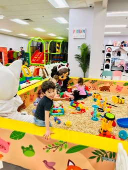 Magic Land Play Café