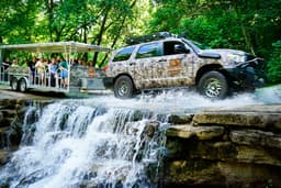 Dogwood Canyon Nature Park