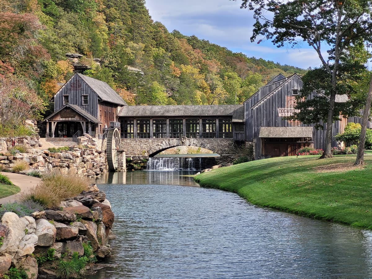 Dogwood Canyon Nature Park