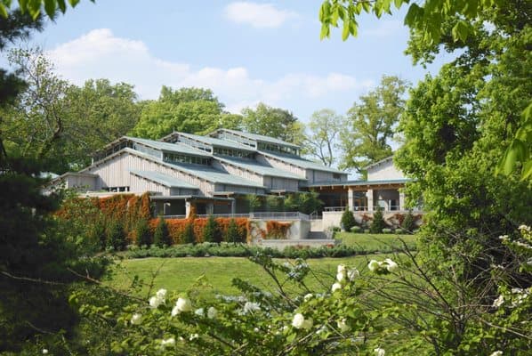 The Robins Nature Center at Maymont