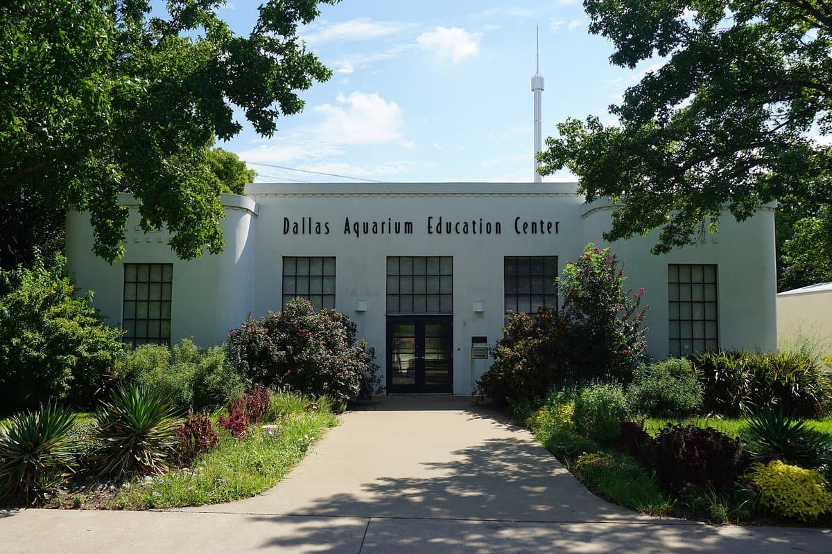 Dallas Aquarium Education Center