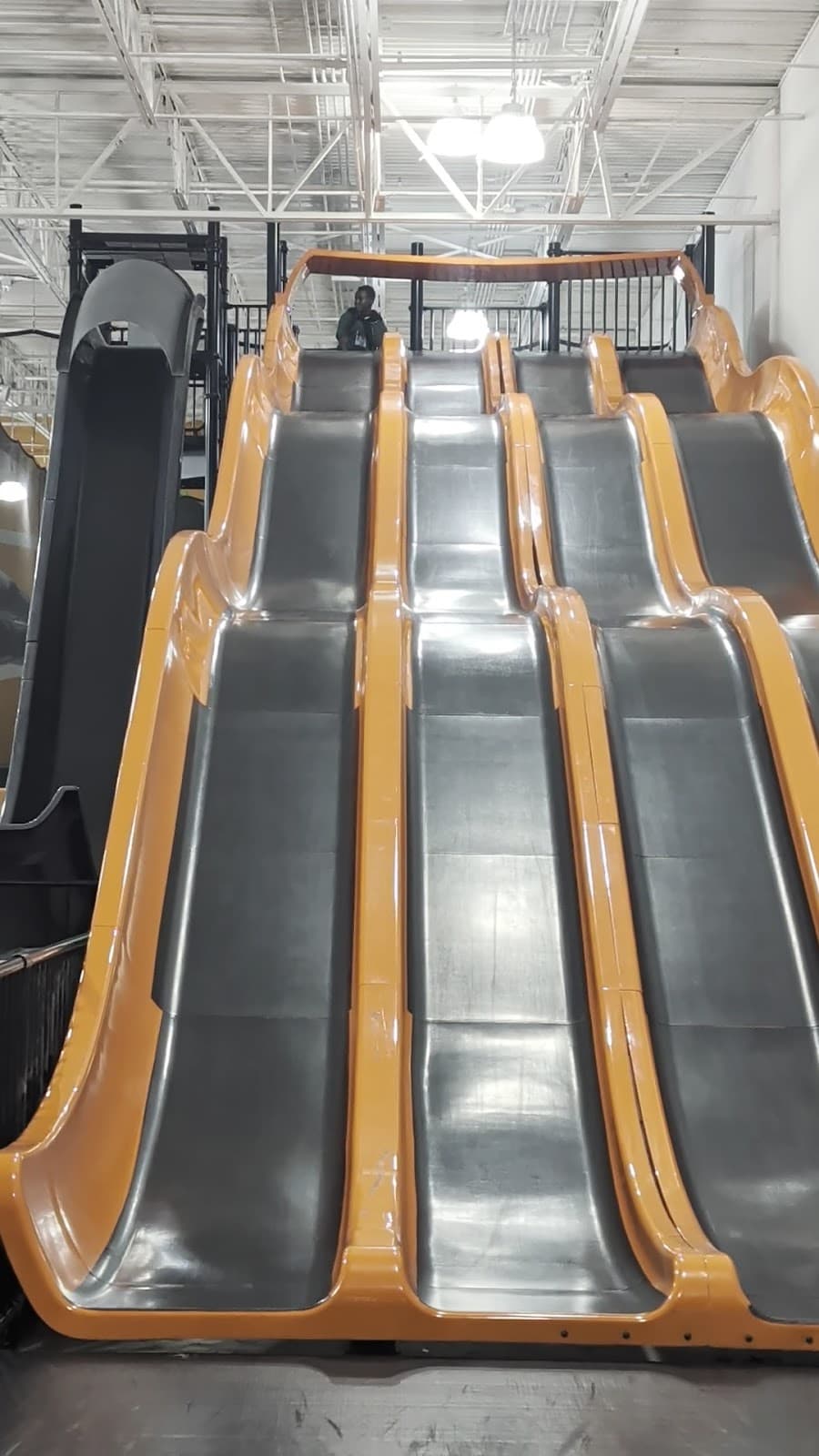 Ground Control Trampoline Park - Las Colinas