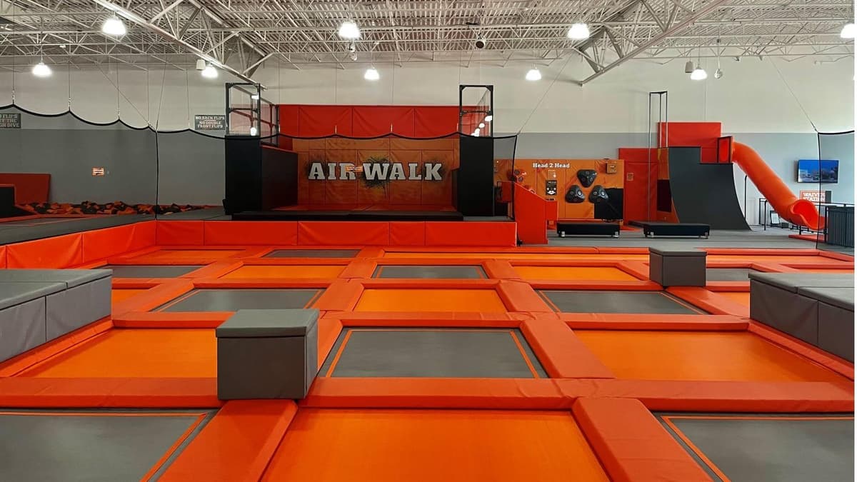Ground Control Trampoline Park - Las Colinas