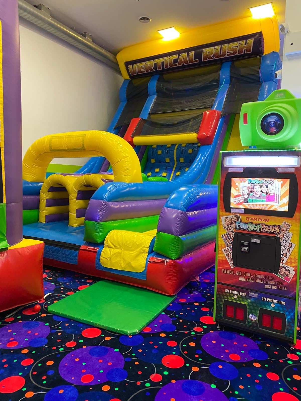 Bounce N Play