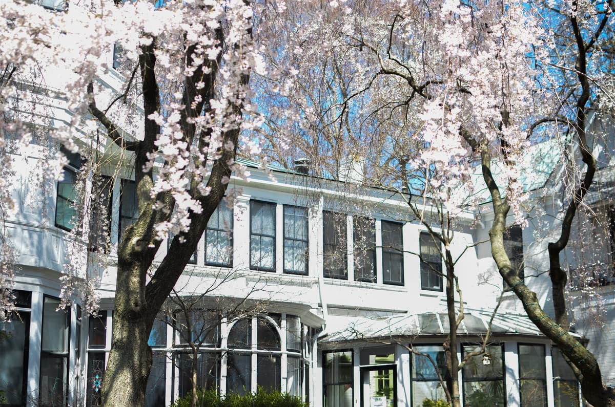 Baker Hunt Art and Cultural Center