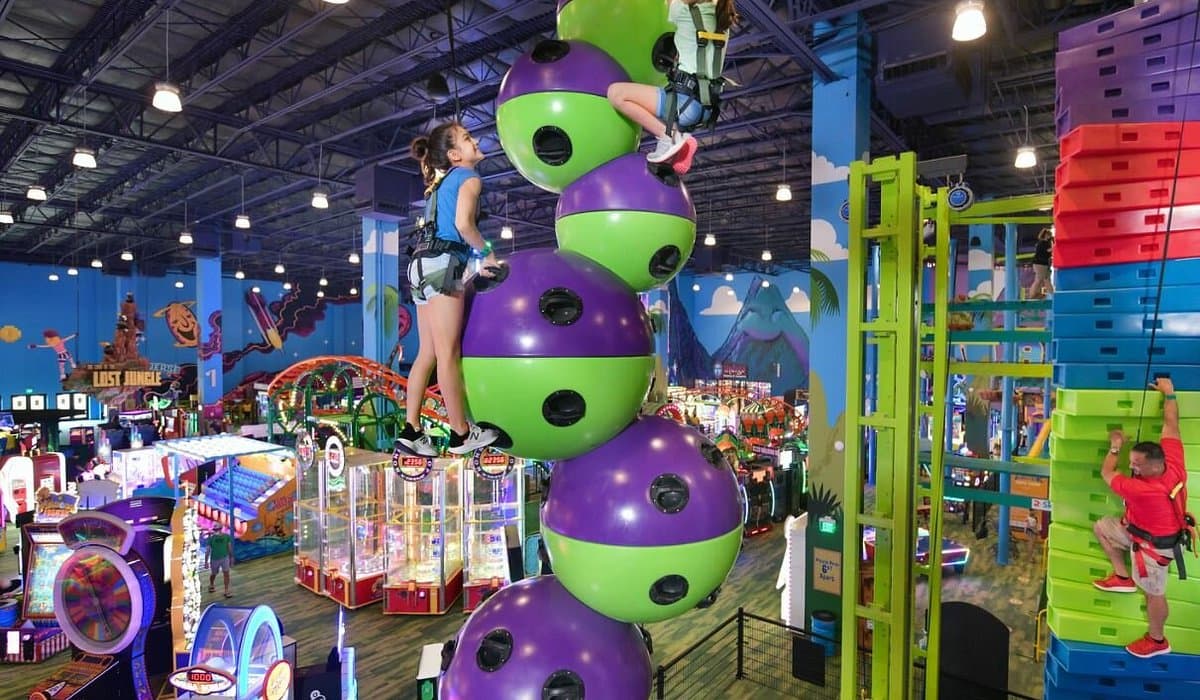 Kids World Family Fun Center