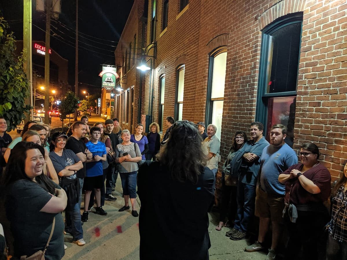 Indianapolis Ghosts: Ghost Tours and Haunted Pub Crawls, photo 1 of 2