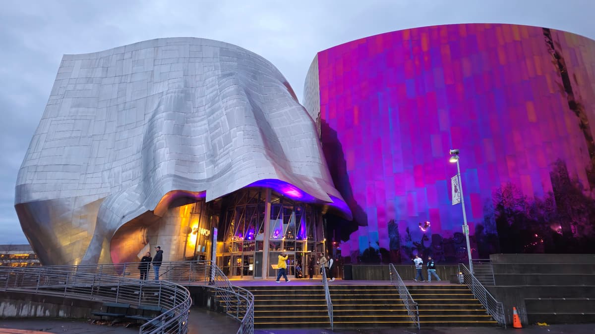 Museum of Pop Culture (MOPOP)