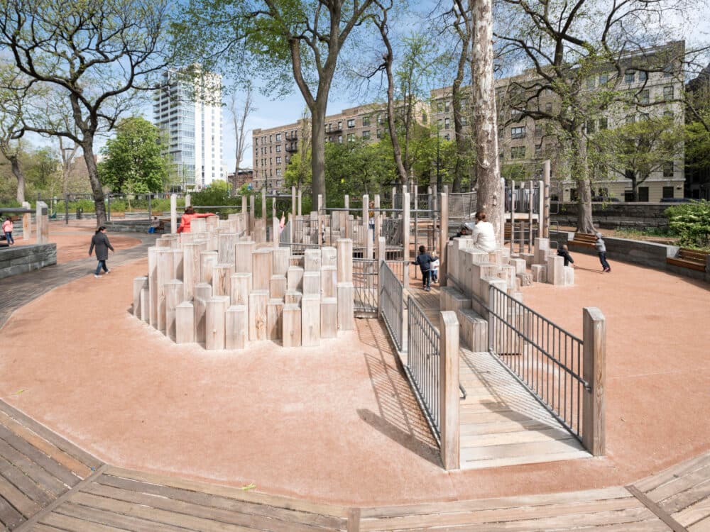 Bernard Family Playground — photo 1 of 2