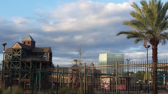 Cabrini Playground — photo 1 of 2