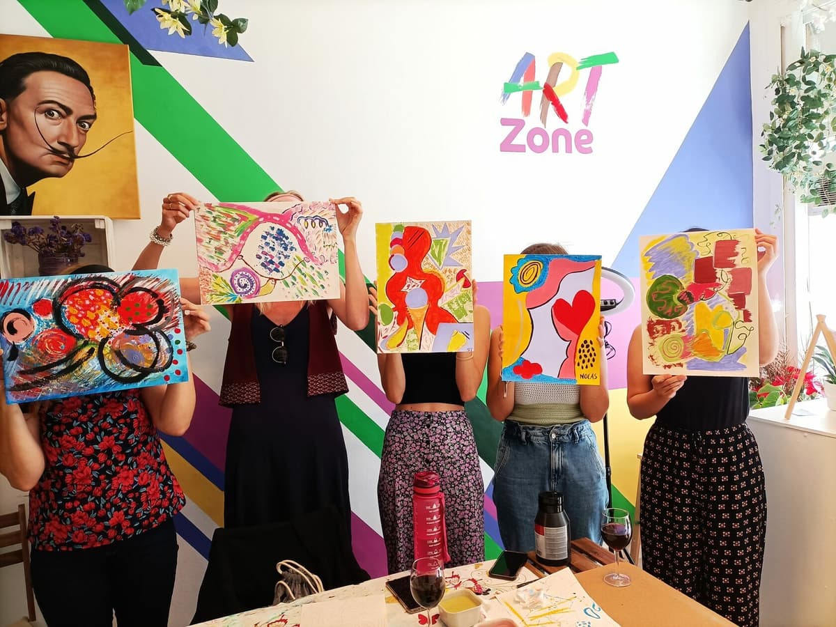 ArtZone Global Art Studio