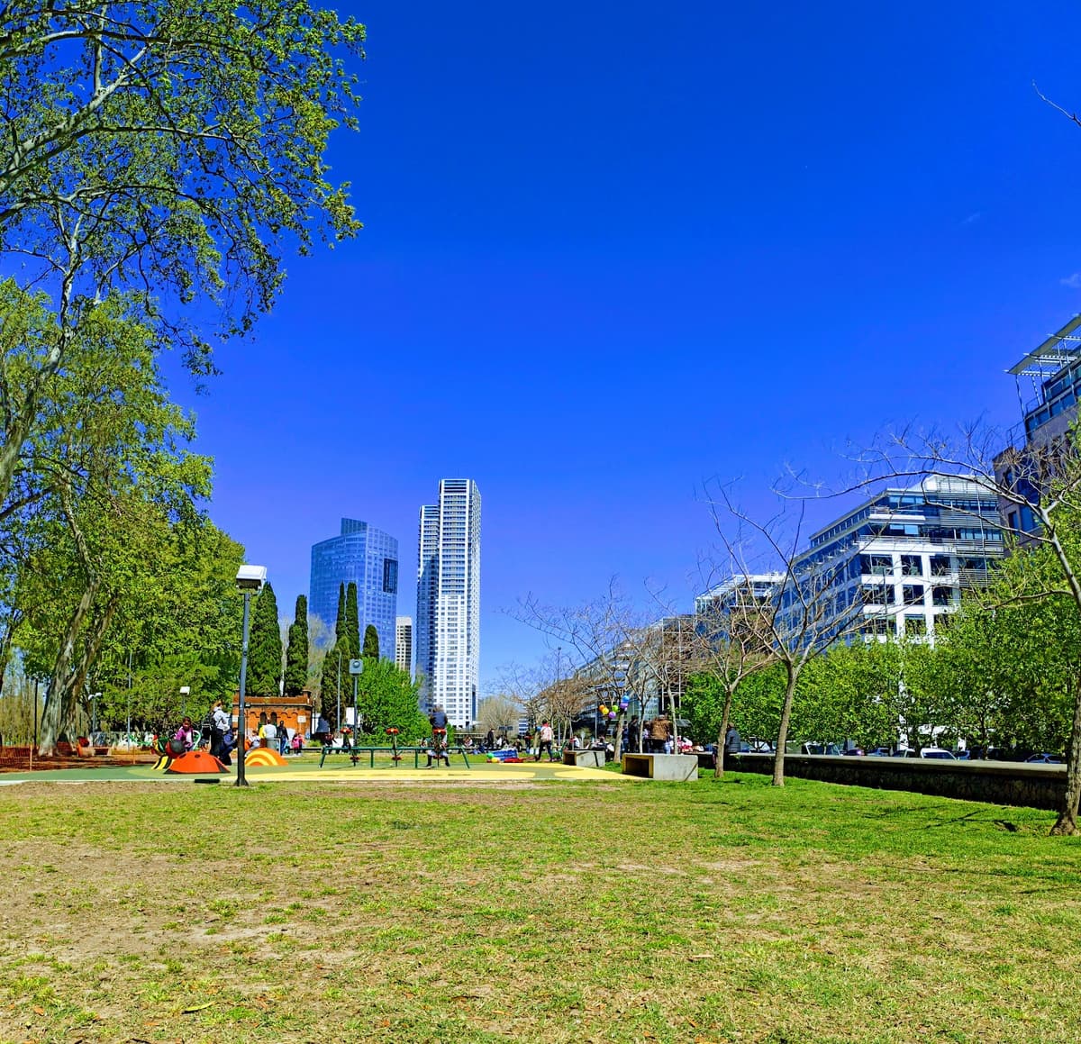 Raquel Forner Park