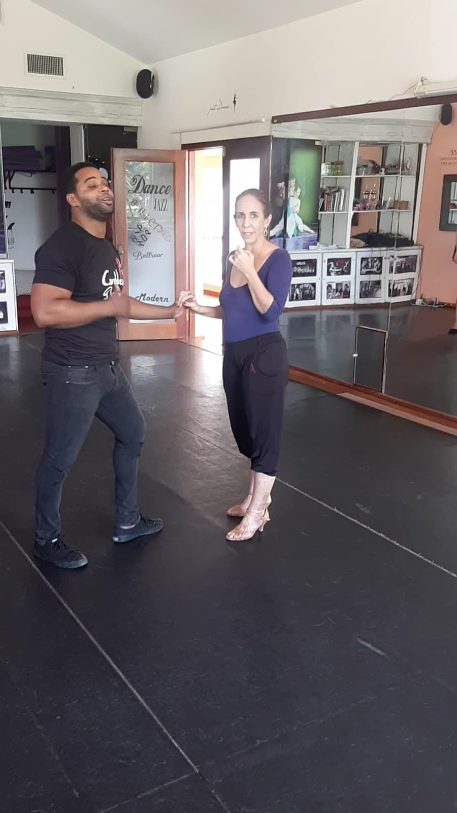 Carola Ole Art And Dance