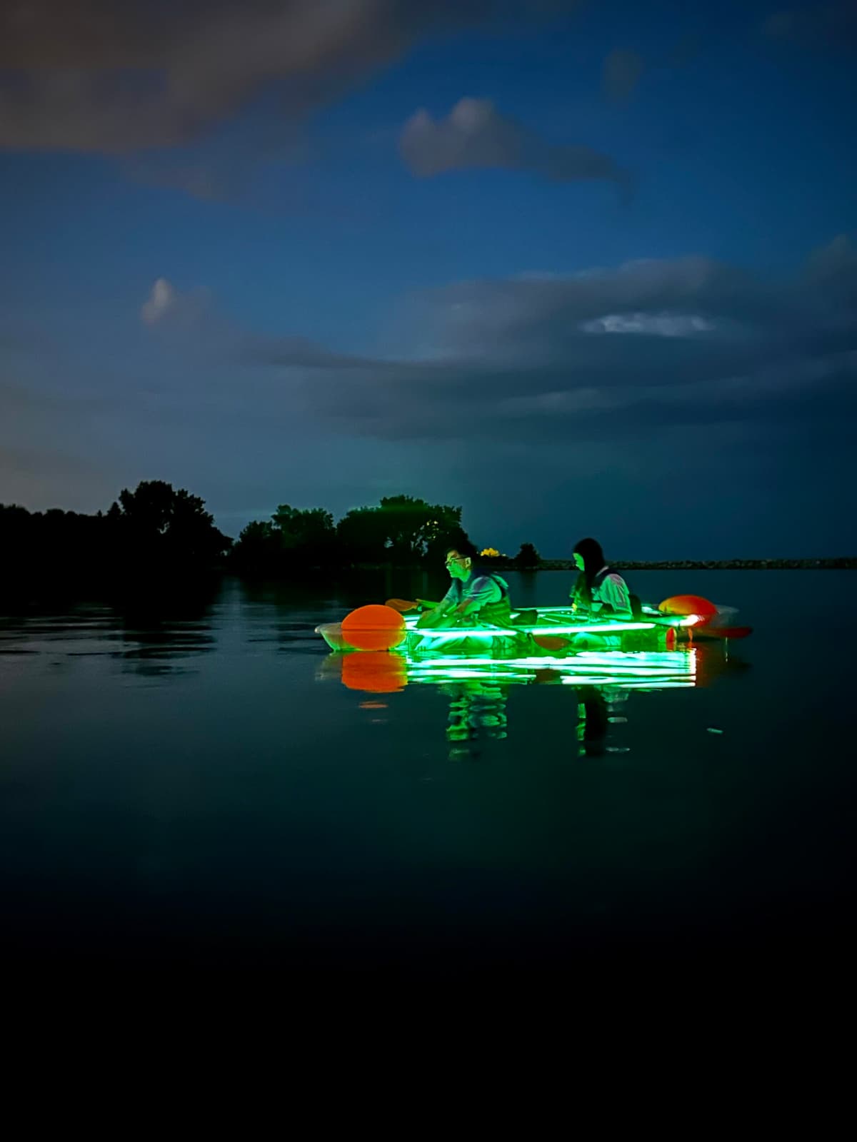 Illuminated Escapes - Glow-In-The-Dark Kayaking (Toronto)