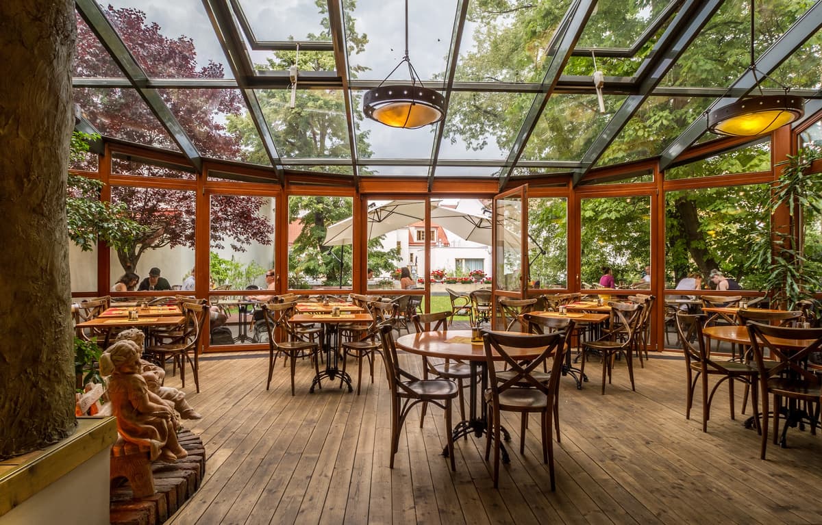 Lavicka - Zahradni Restaurace, photo 1 of 1