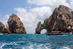 The Arch Boat Tour & Water Taxi