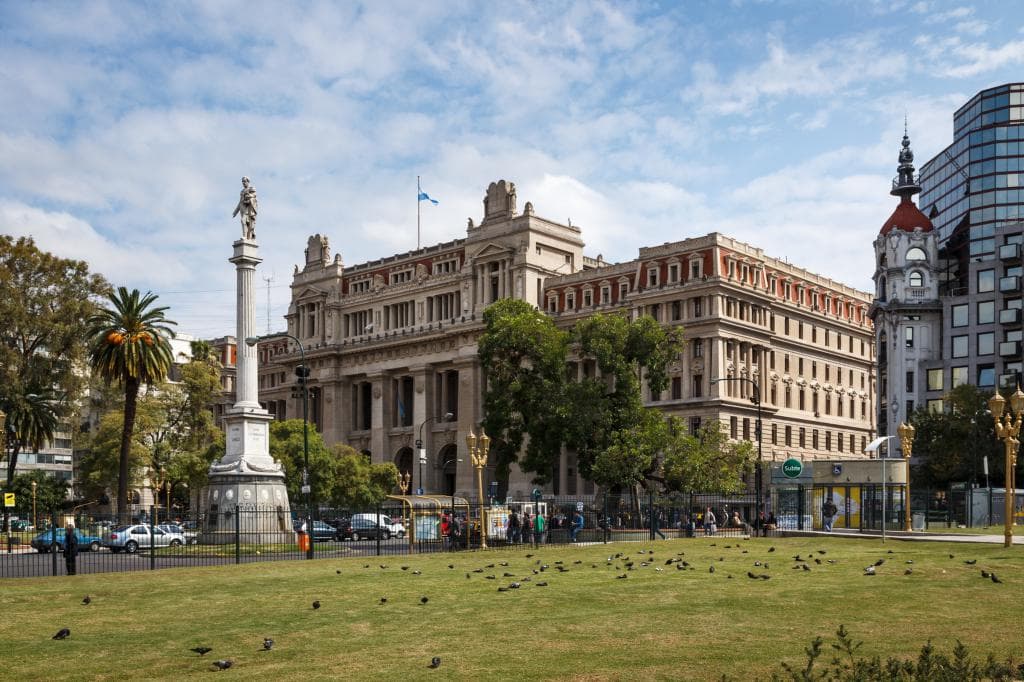 Plaza Lavalle, photo 1 of 6