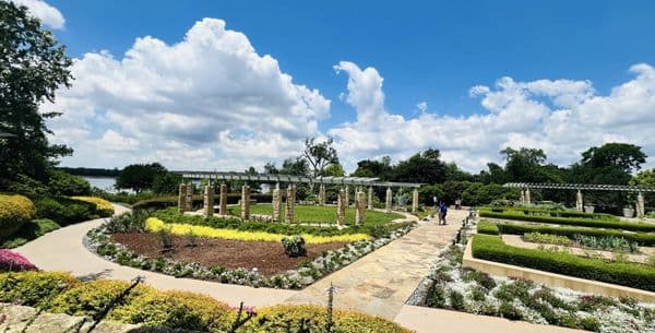 Dallas Arboretum and Botanical Garden