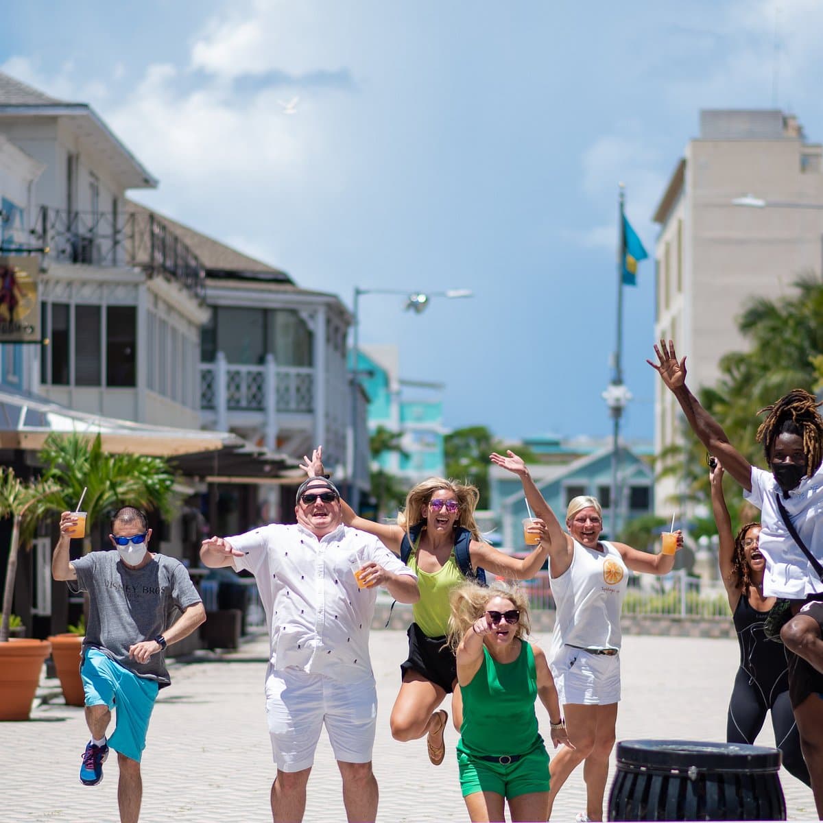 Islandz Tours, photo 1 of 2
