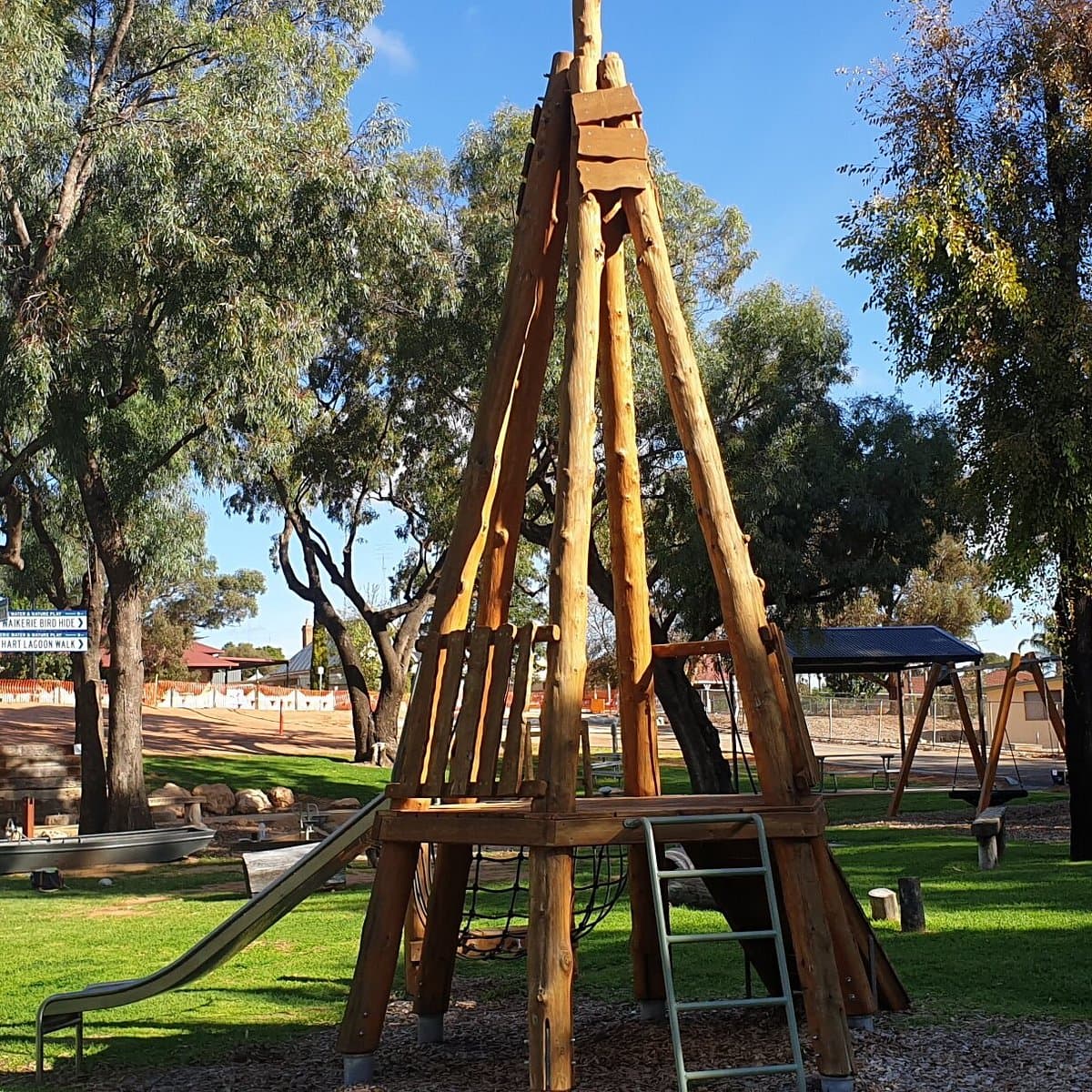 Westminster Station Nature Play Park — photo 1 of 6