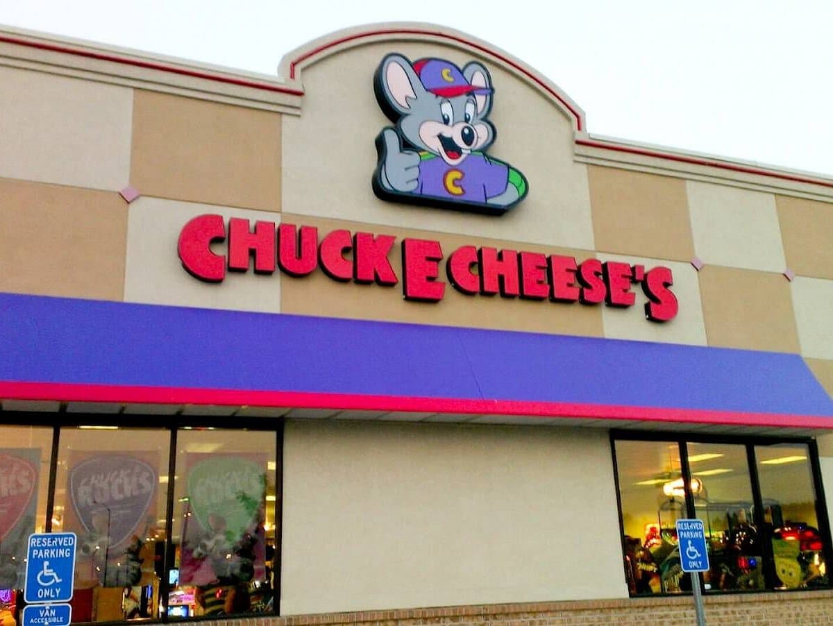 Chuck E. Cheese — photo 1 of 2