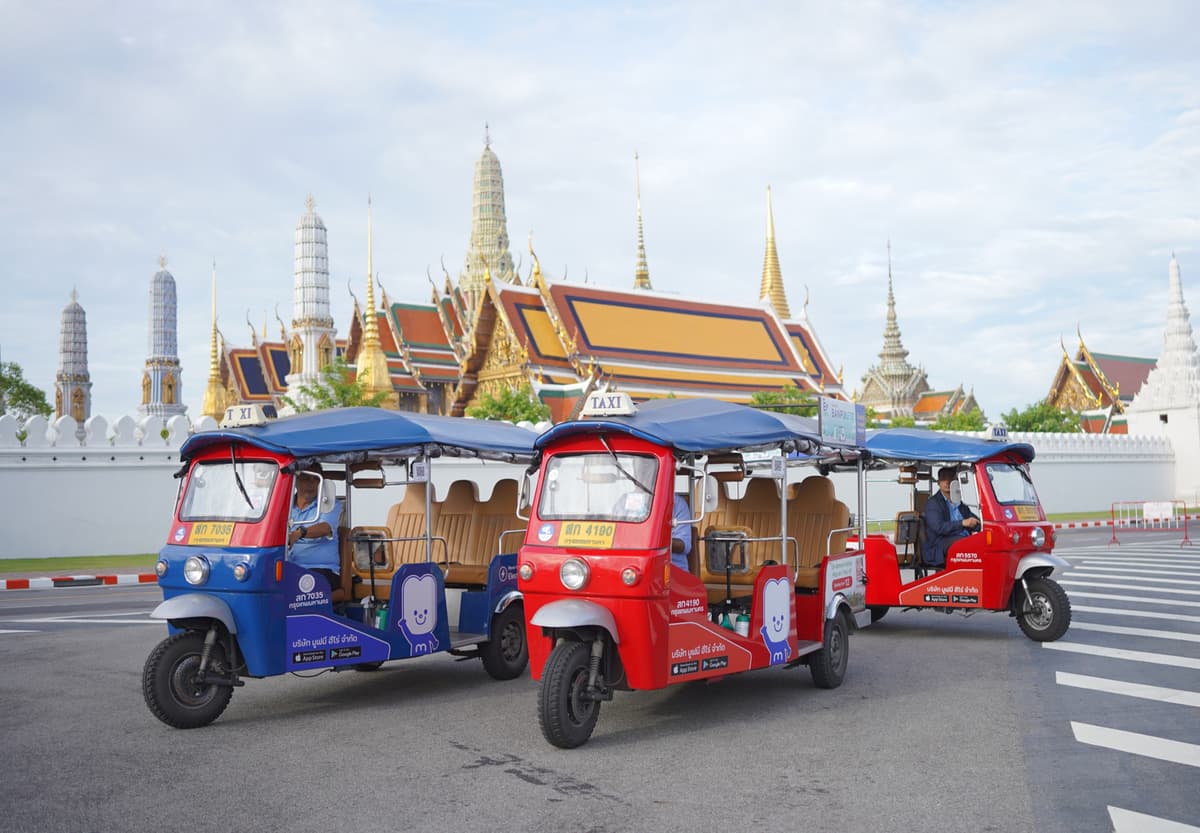 Tuk Tuk Hop: Hop On Hop Off Bangkok & Tuk Tuk Tour (by MuvMi)