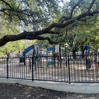 Mueller Lake Park Playground — photo 1 of 6