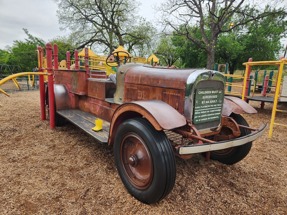 Zilker Metropolitan Park Playscape Shelter