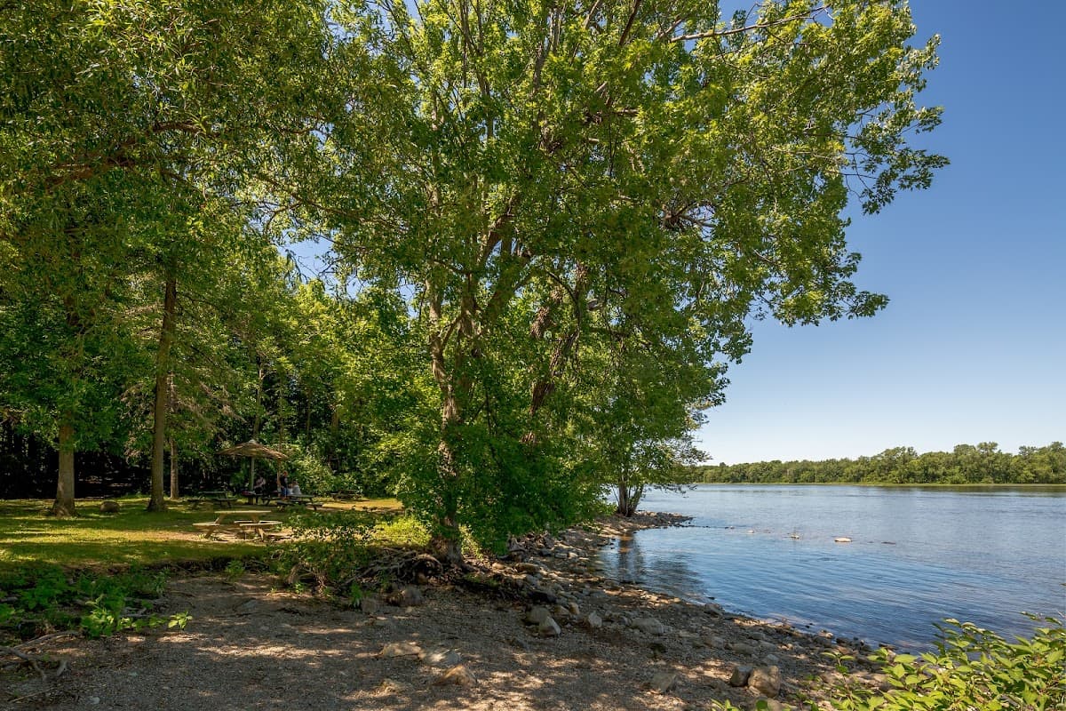 Parc-nature du Cap-Saint-Jacques, photo 1 of 2