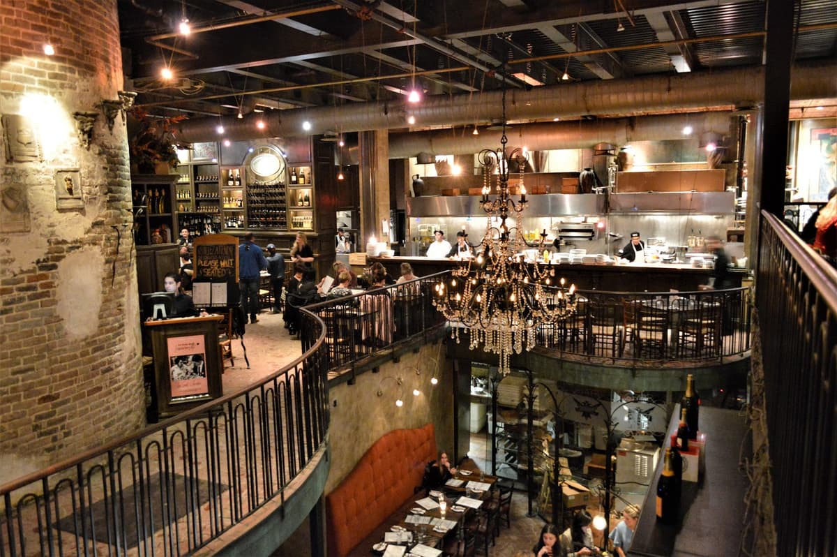 Wienstein & Gavino's