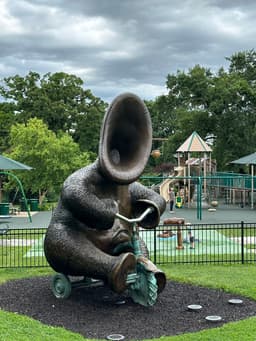 Shaw Park Treetop Playground