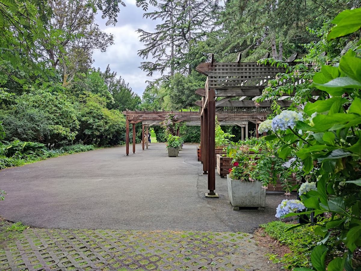 Carl S. English Jr. Botanical Garden