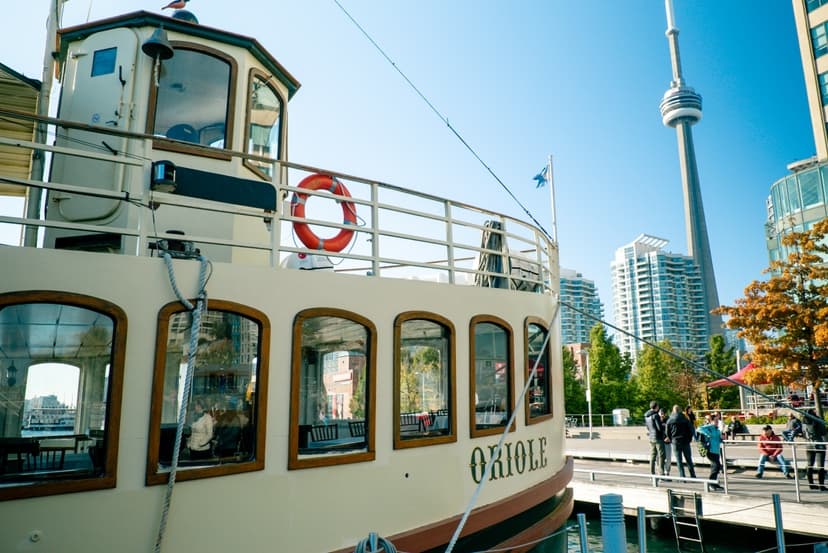 Toronto Harbour Boat Tour