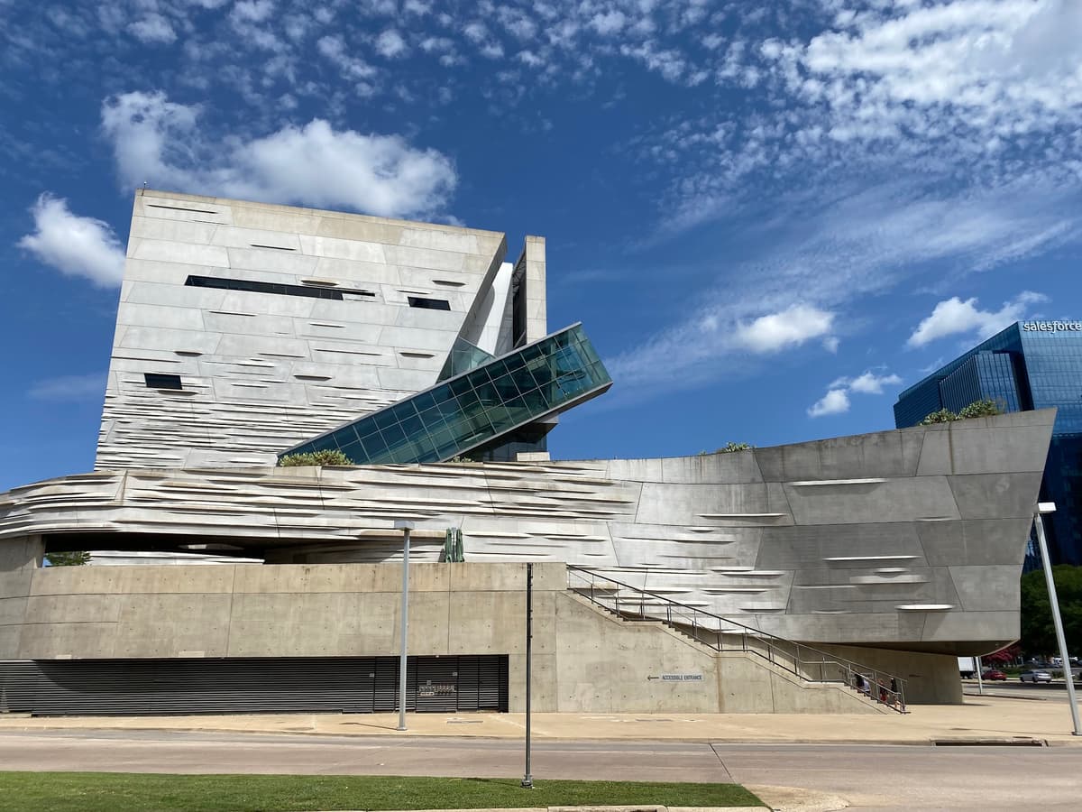 Dallas Rainy Day Family Guide