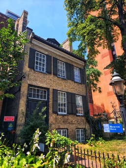 Mackenzie House