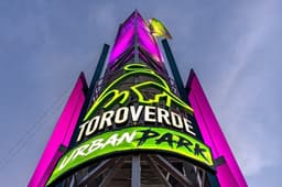 Toro Verde Urban Park