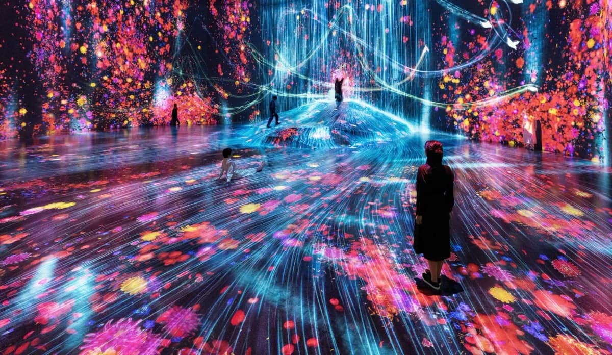 teamLab Borderless: MORI Building DIGITAL ART MUSEUM