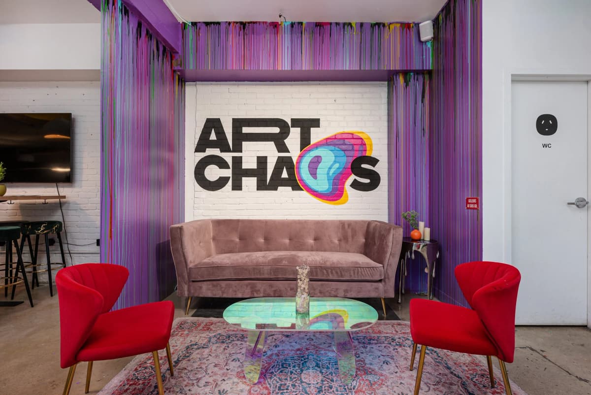 Art Chaos: Bar & SpinArt, photo 1 of 2