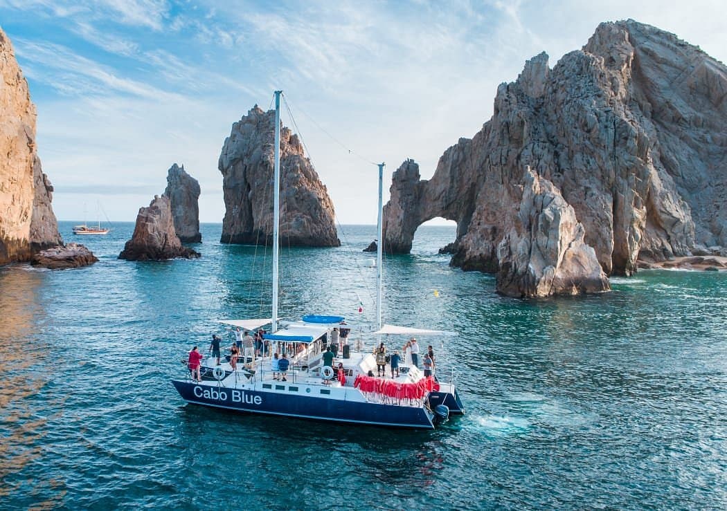 Cabo Activities - Tours - Yacht Rental Cabo San Lucas - Water Activities - Whale Whatching - SOSU