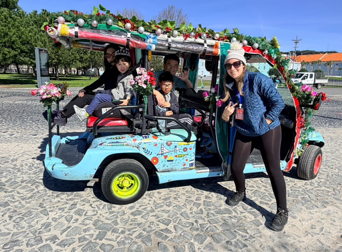 Tuk tuk Tours Lisboa - Golf Color
