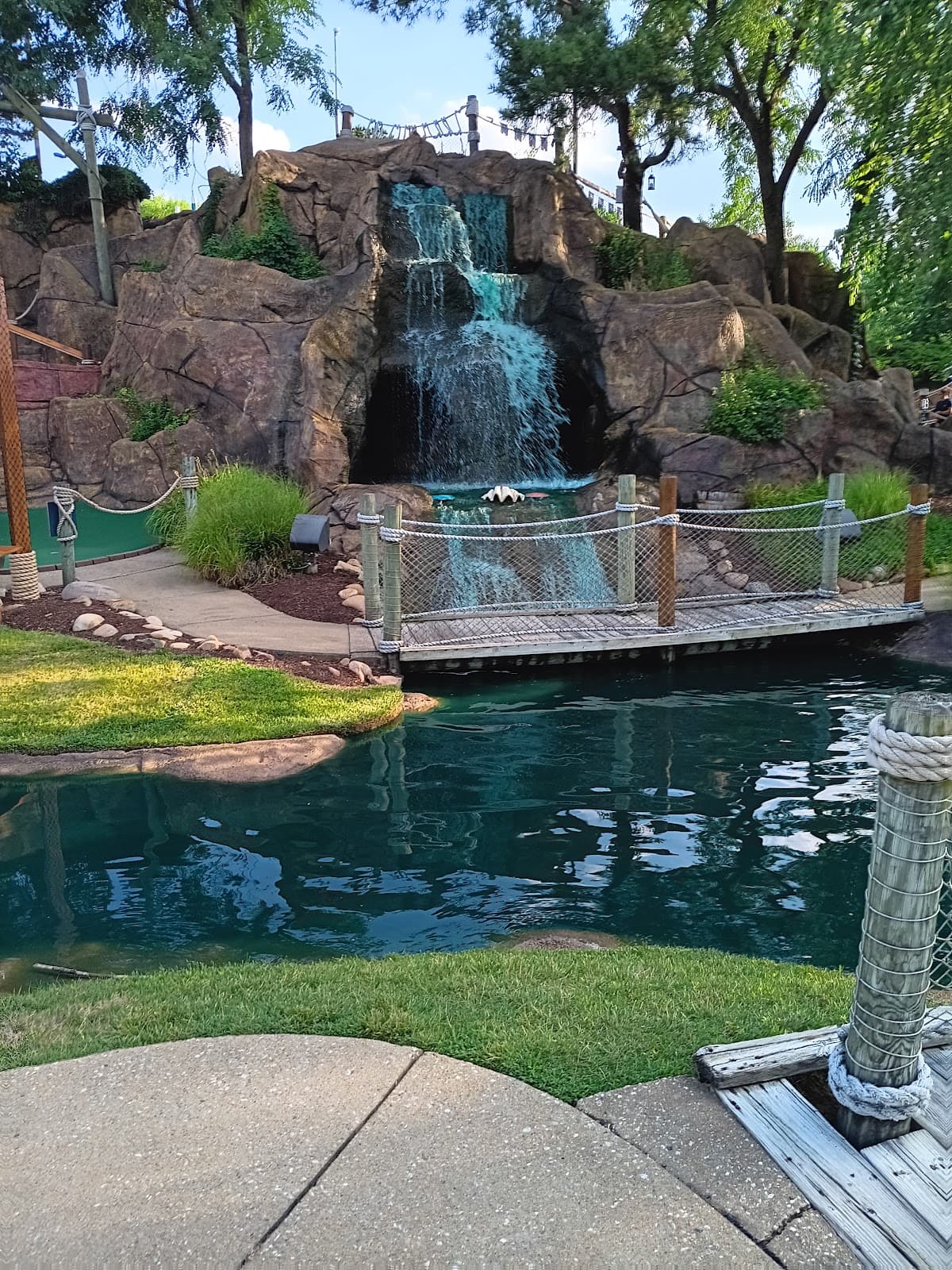 Pirate's Cove Adventure Golf of Williamsburg Virginia