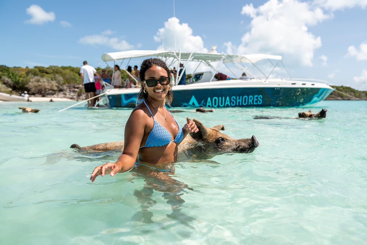 Aqua Shores - Luxury Powerboat Tours Bahamas